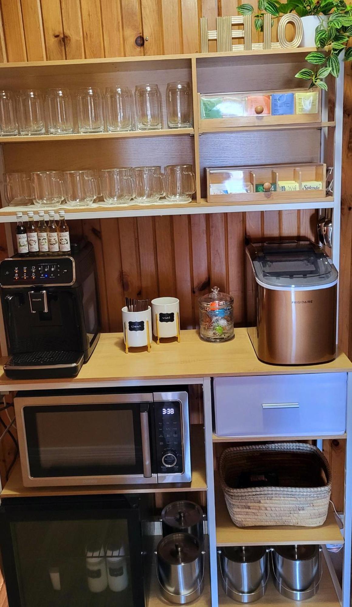 Albert'S Shelburne Ngoại thất bức ảnh