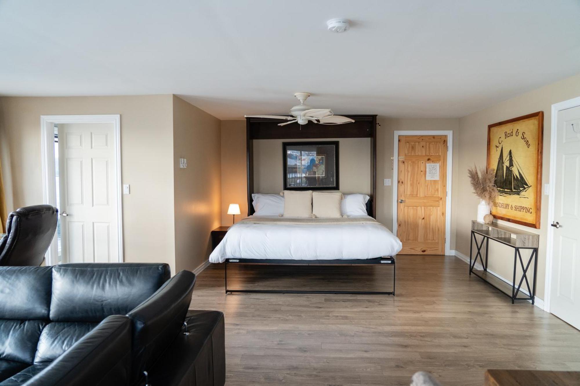 Albert'S Shelburne Ngoại thất bức ảnh